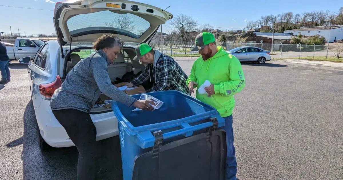 PHOTOS Glasgow’s free shredding service Glasgow News 1