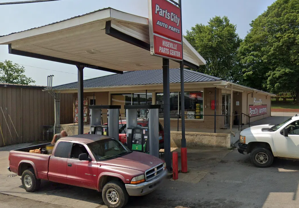 Hiseville fire injures one, destroys two gas pumps Glasgow News 1