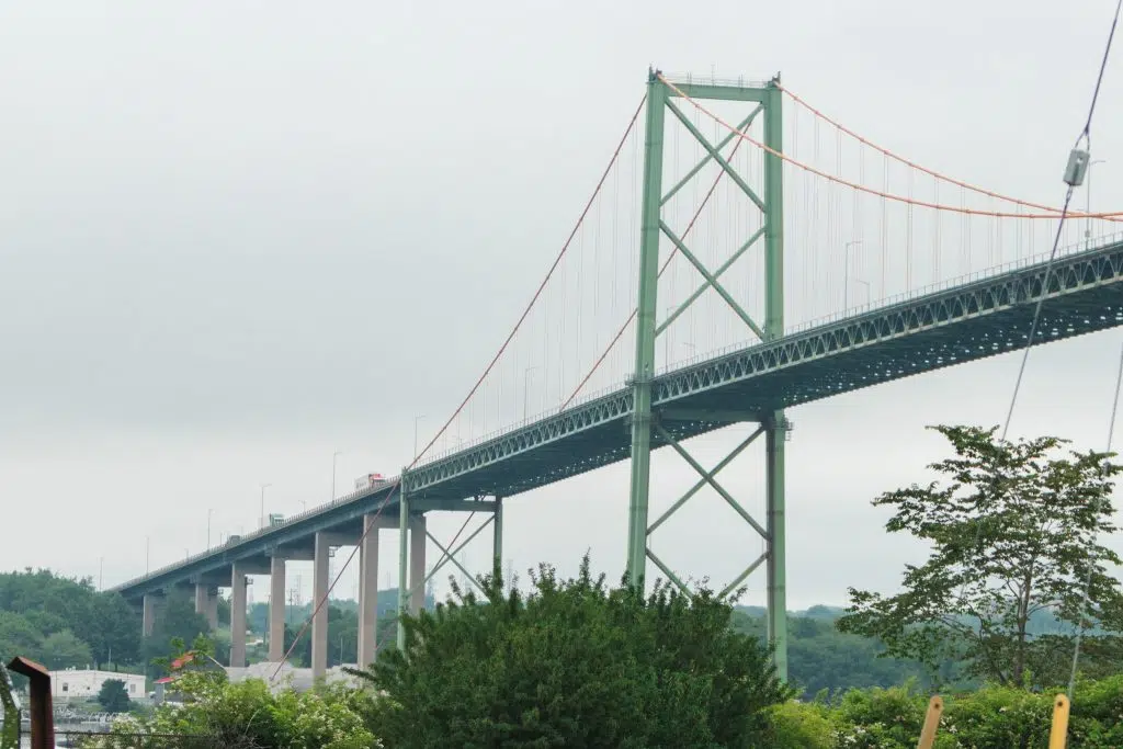 Expect traffic delays in H.R.M. with 2nd weekend closure of MacKay Bridge