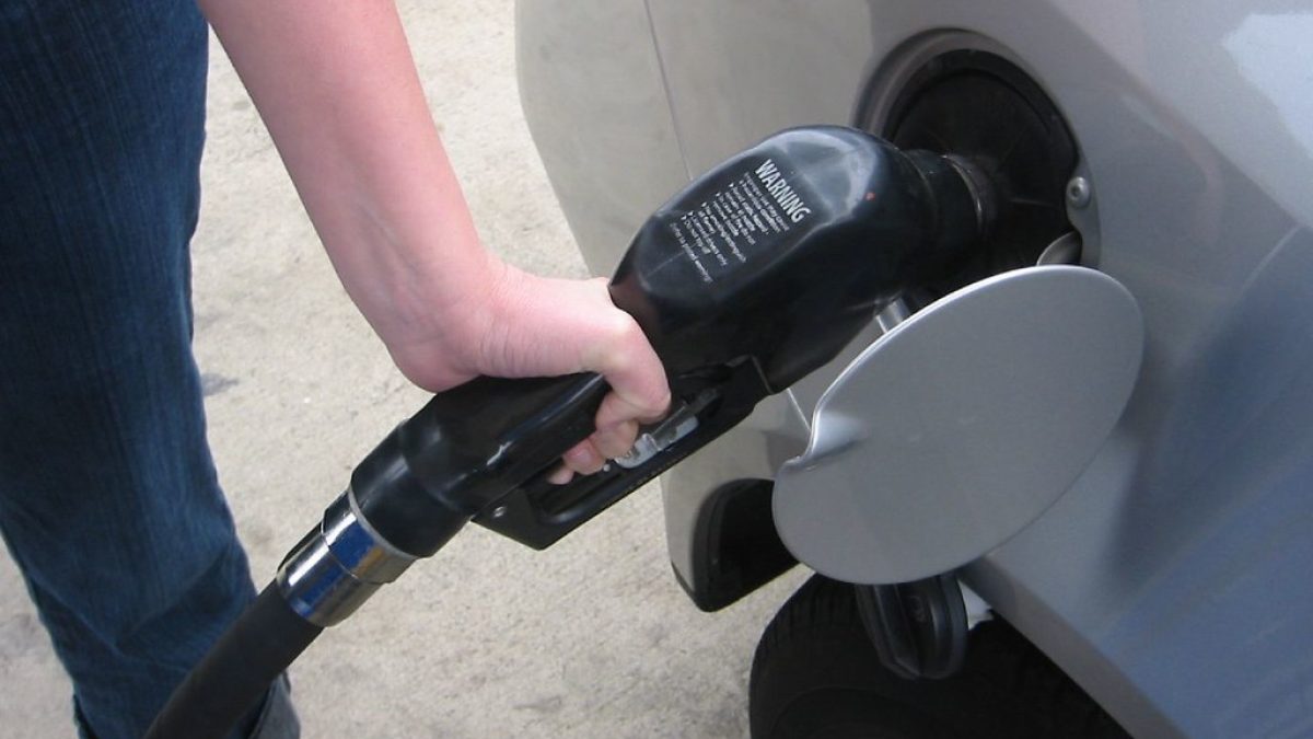 Dips in fuel prices in N.B. - Vimarsana News