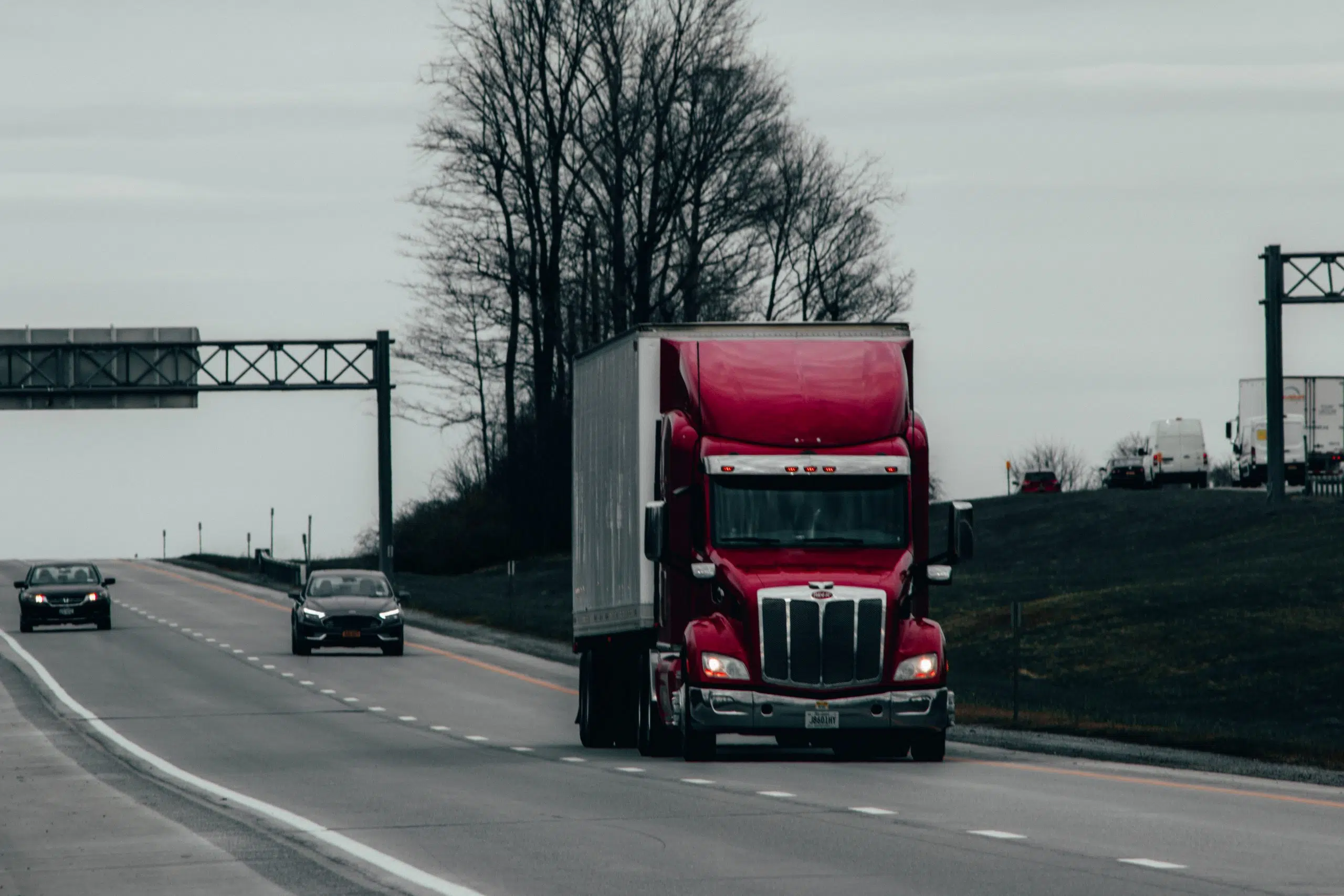 Penalties Now In Play For Truckers Not Using Device To Log Driving Hours