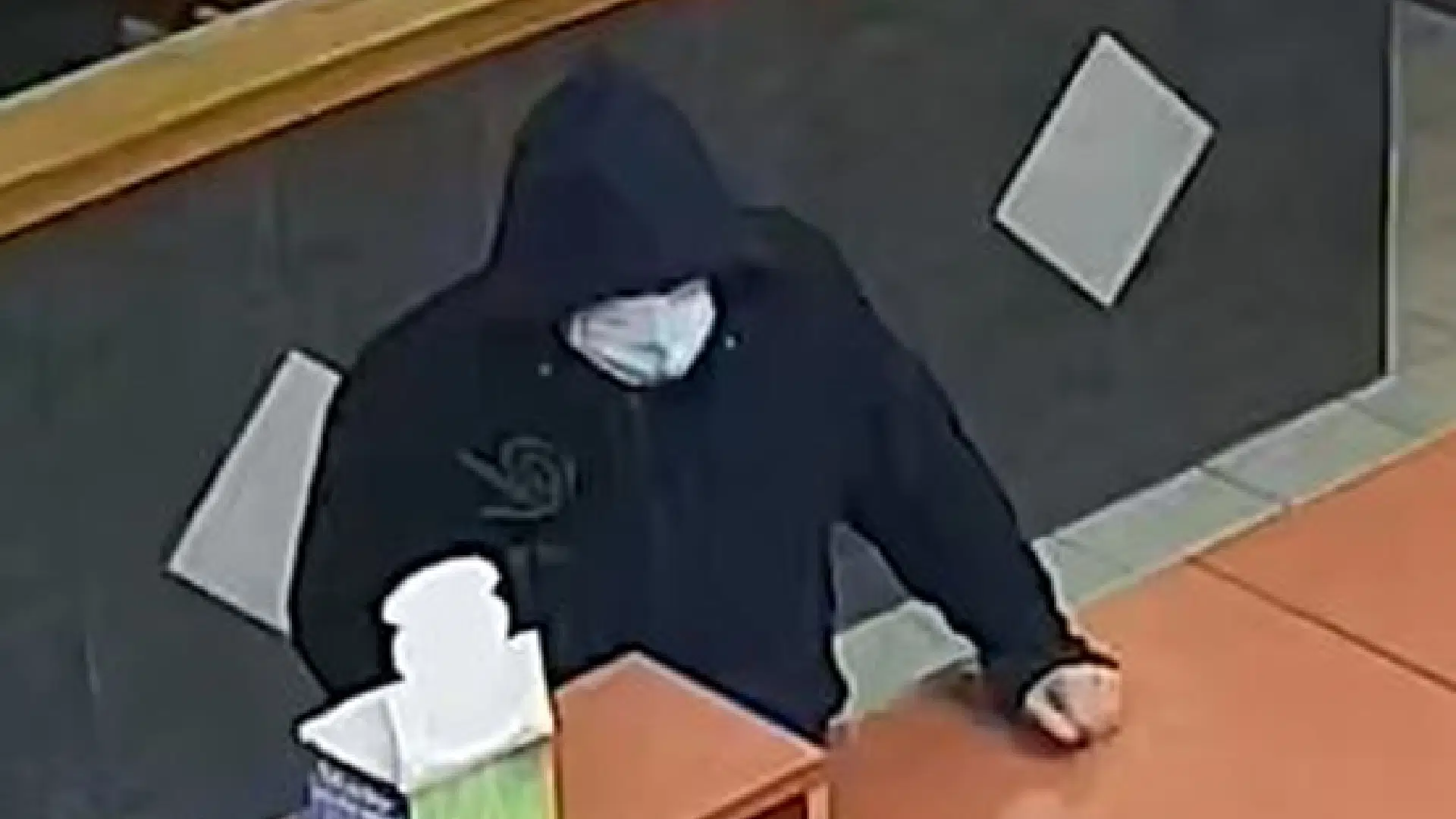 Masked man allegedly robs north end restaurant