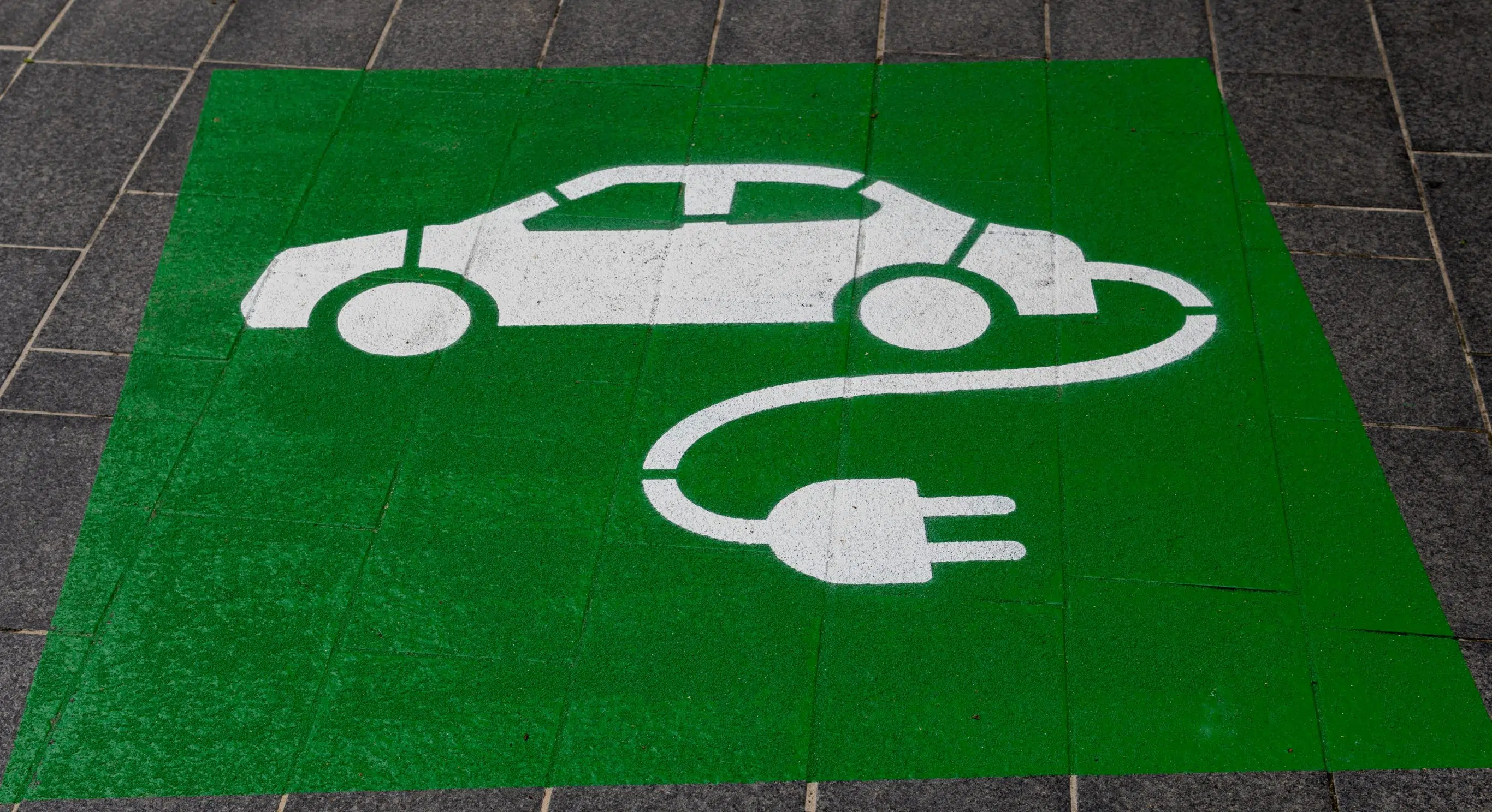 EAC calls on government to make electric vehicles more accessible