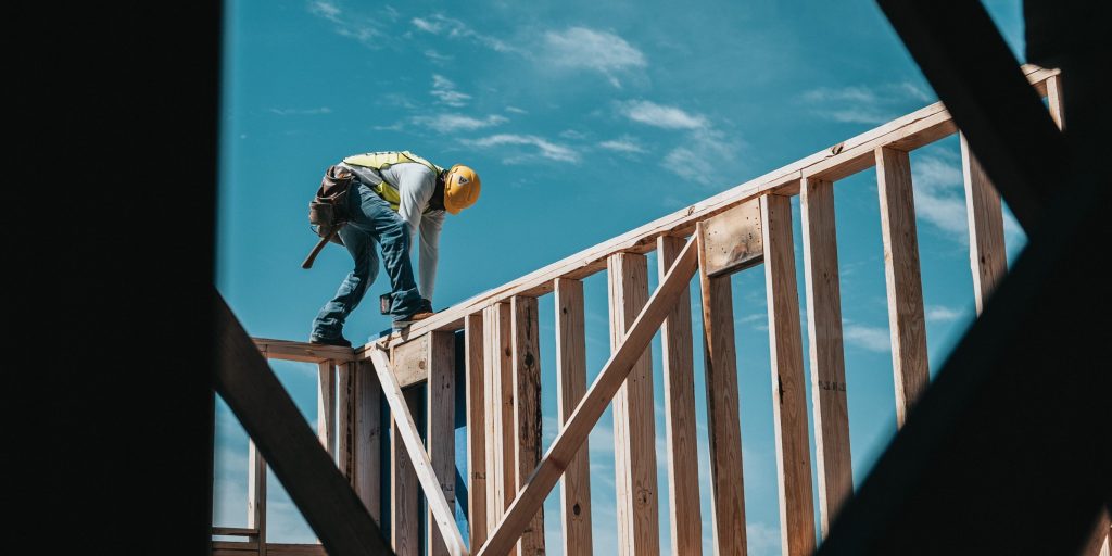 Provincial funding to assess new trades workers and train building officials - Vimarsana News