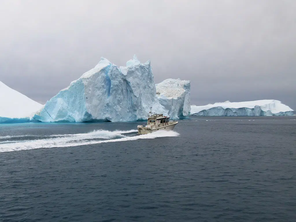 US Coast Guard searching for missing Titanic tour sub