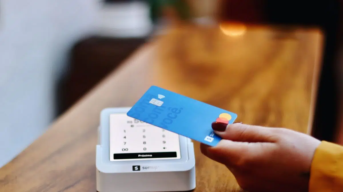 UPDATE Moneris outage caused problems for credit, debit card users Y95.5