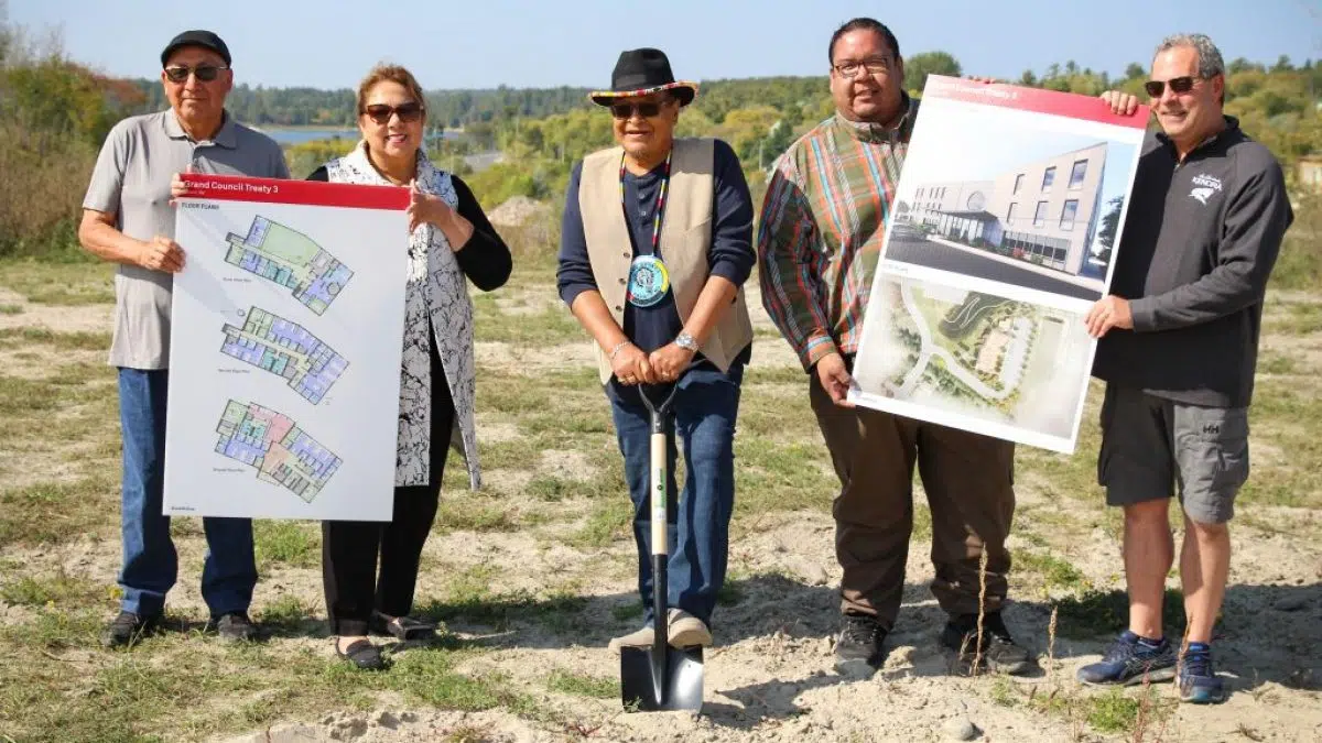 Treaty #3 Turns Sod On A New Administration Building | CFOB 93.1 The Border