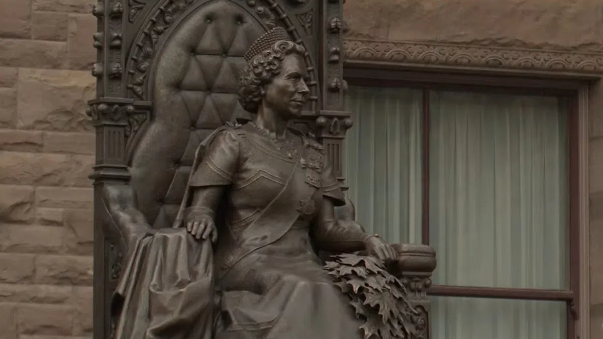 New Queen Elizabeth II statue at Queen’s Park CKDR