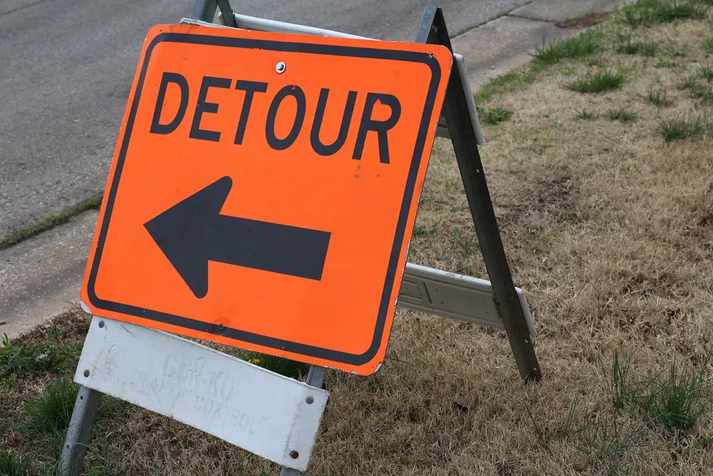 Somerset Street reduced to one lane