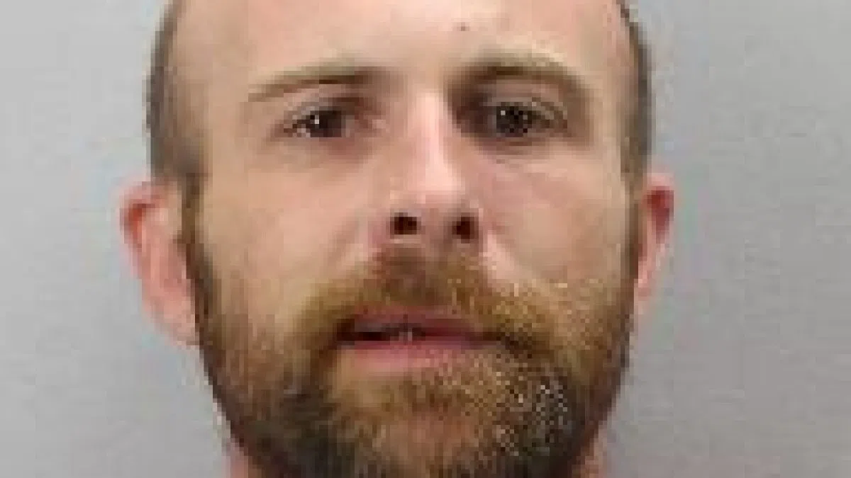 Halifax man wanted on province-wide arrest warrant