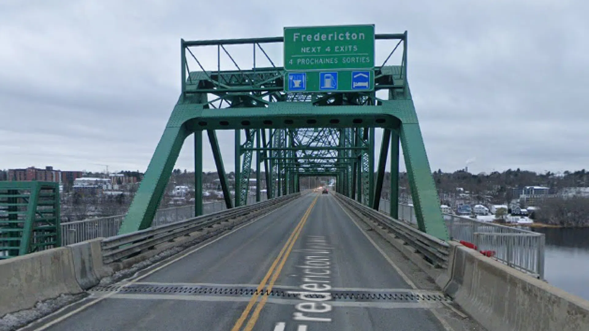 Major Fredericton bridge will close for 5 weeks