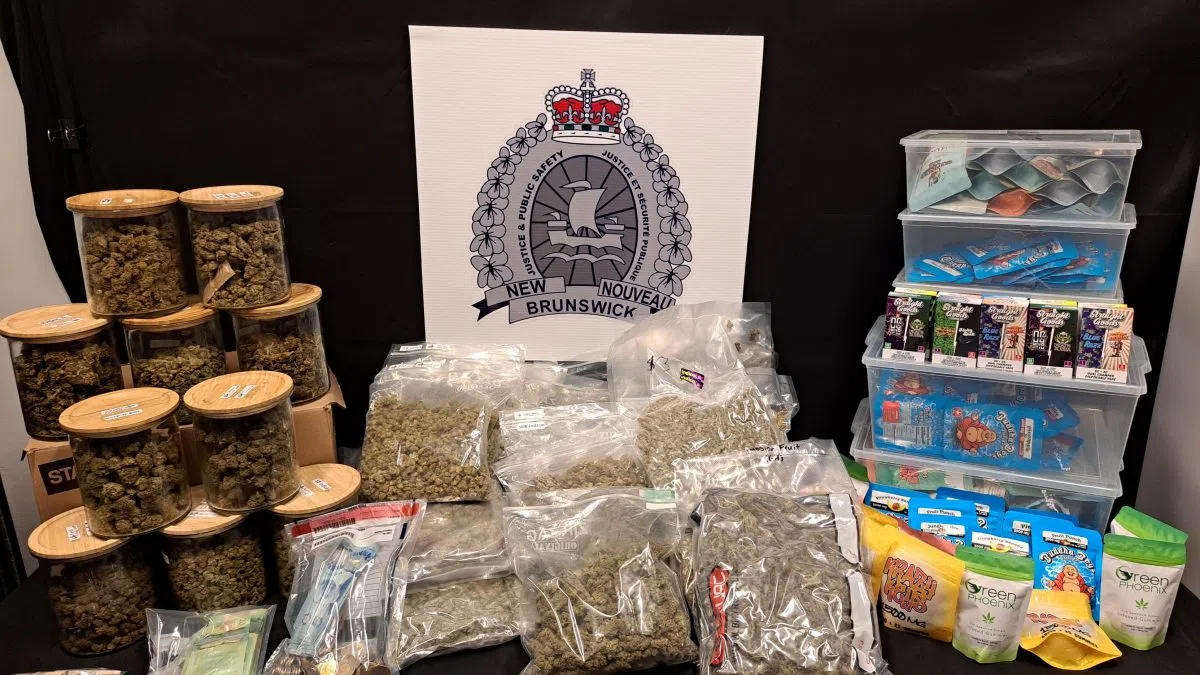 Officers raid east Saint John dispensary Country 94