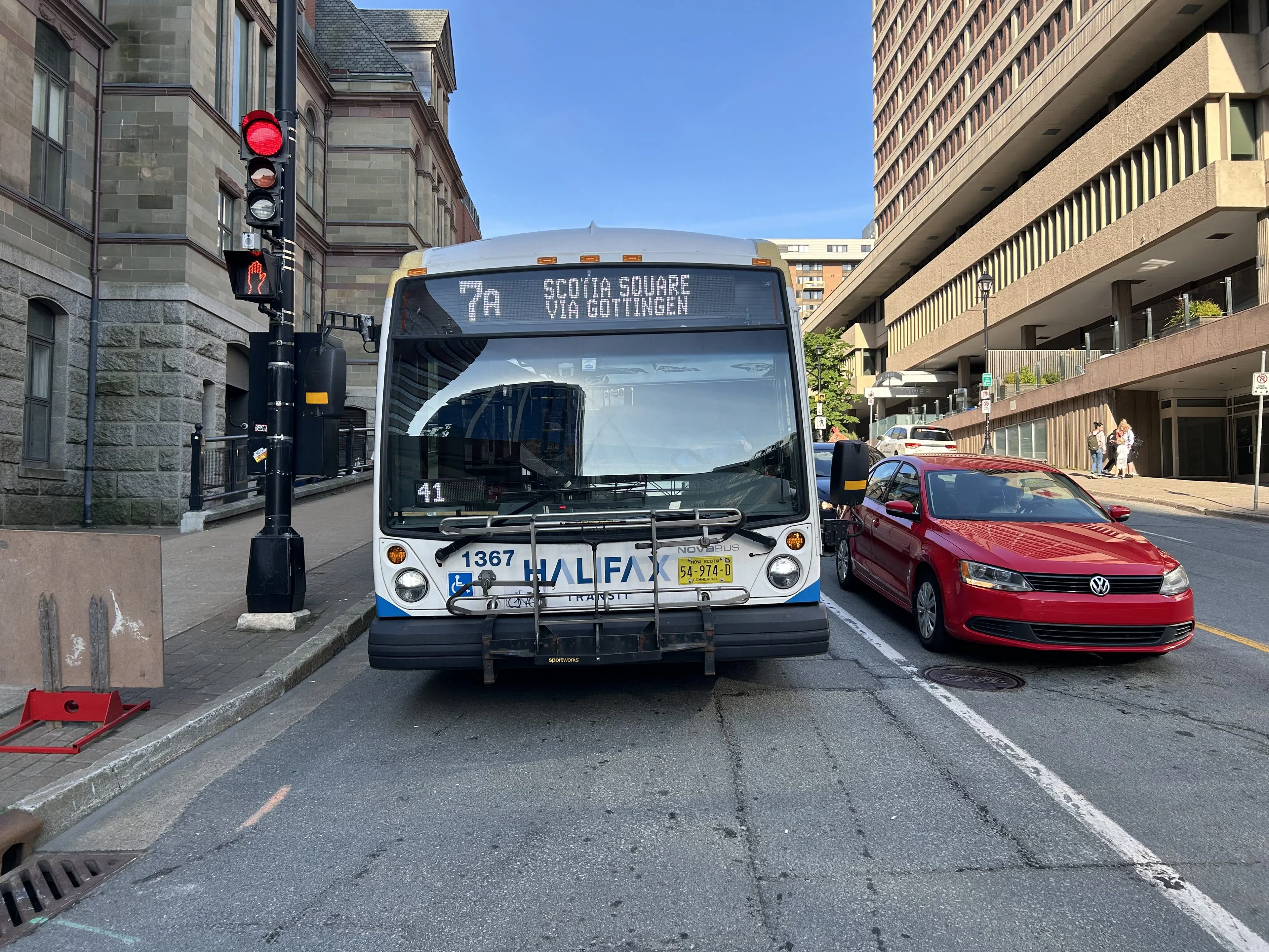 Mixed reactions to major bus route changes in Halifax | Hot Country 103.5