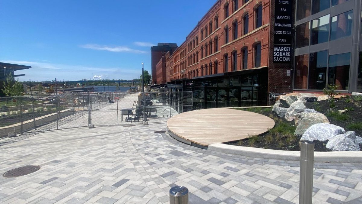 Work continues to reopen Saint John boardwalk patios - Vimarsana News