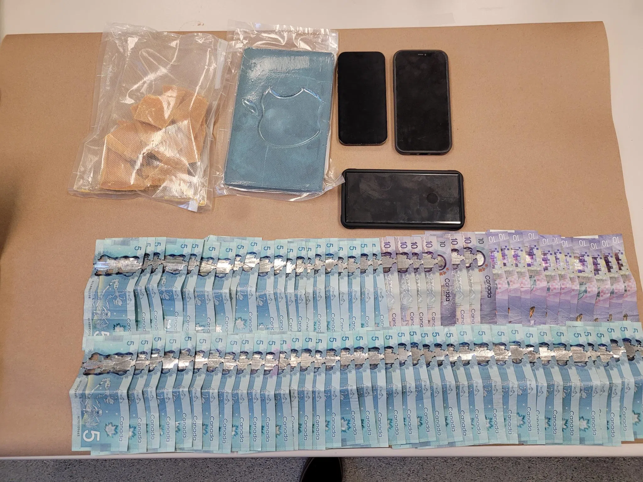 Traffic stop in Kenora leads to the seizure of roughly $400,000 worth of fentanyl