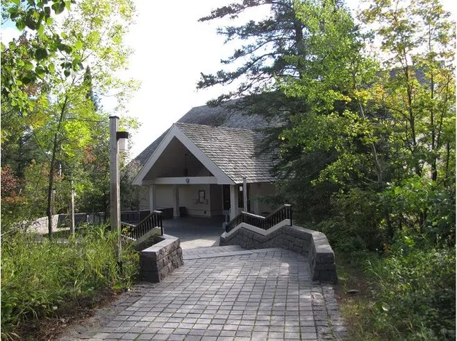 Fall hours for park visitor centers in place