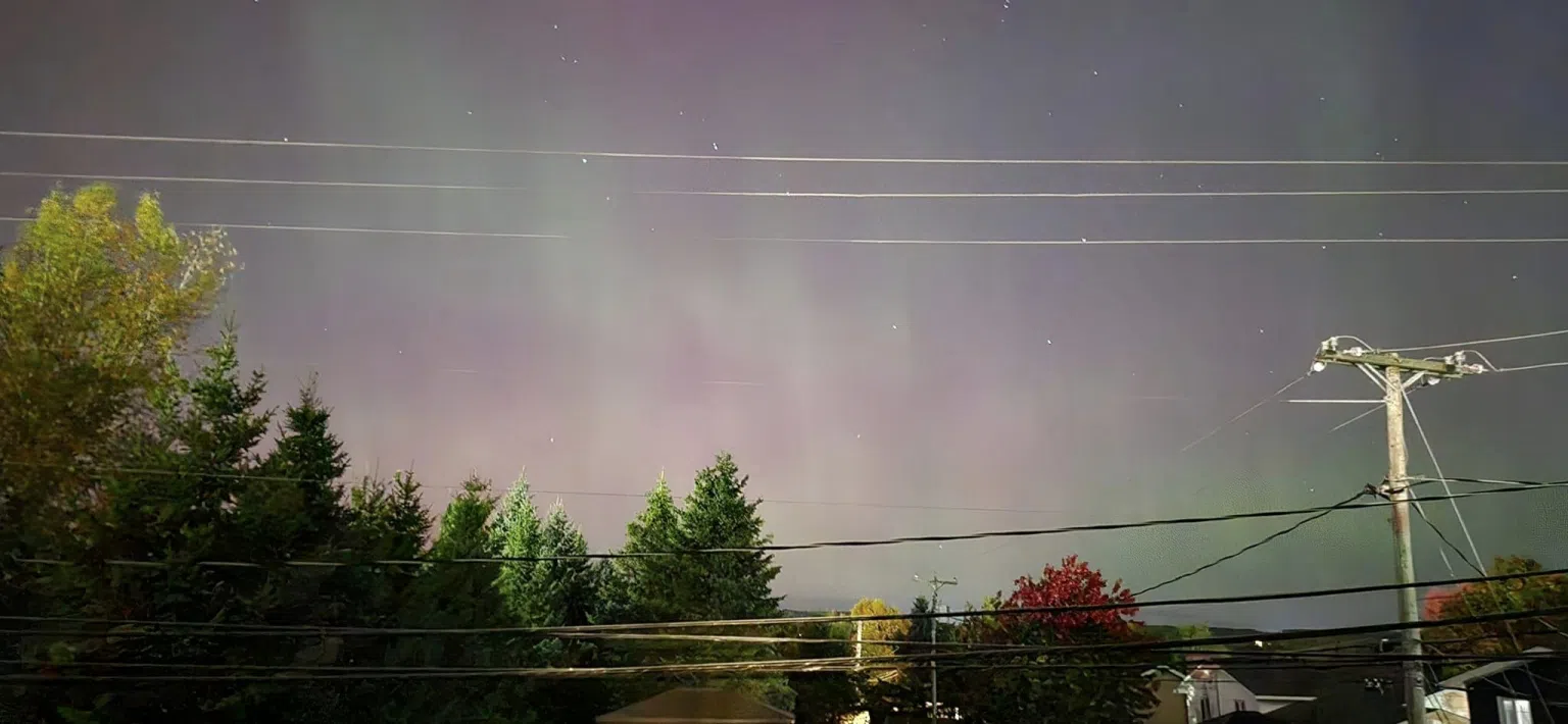 Northern Lights grace Canada’s night sky on Thursday Country 94