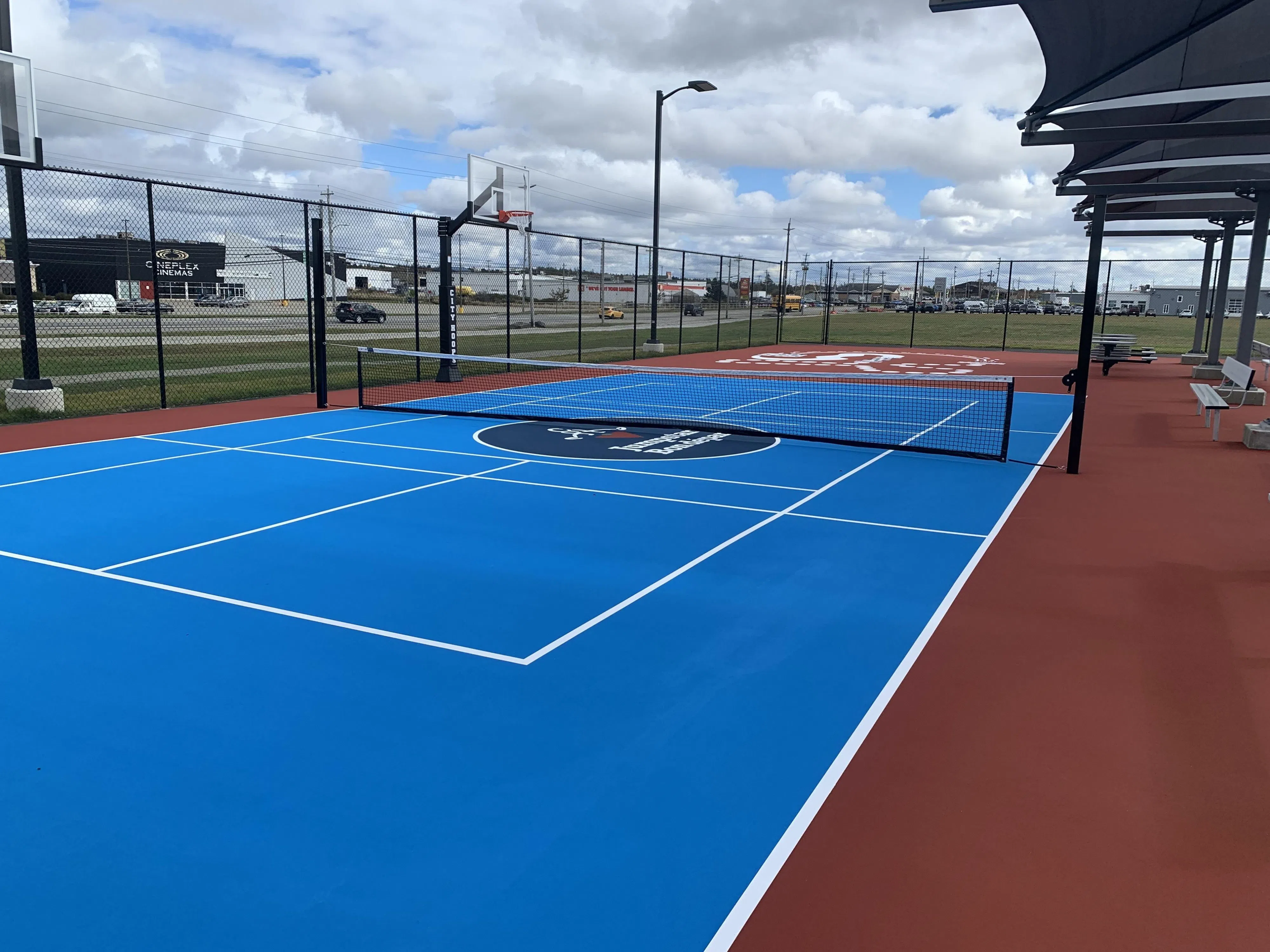 New multi-sport court opens at Mariners Centre