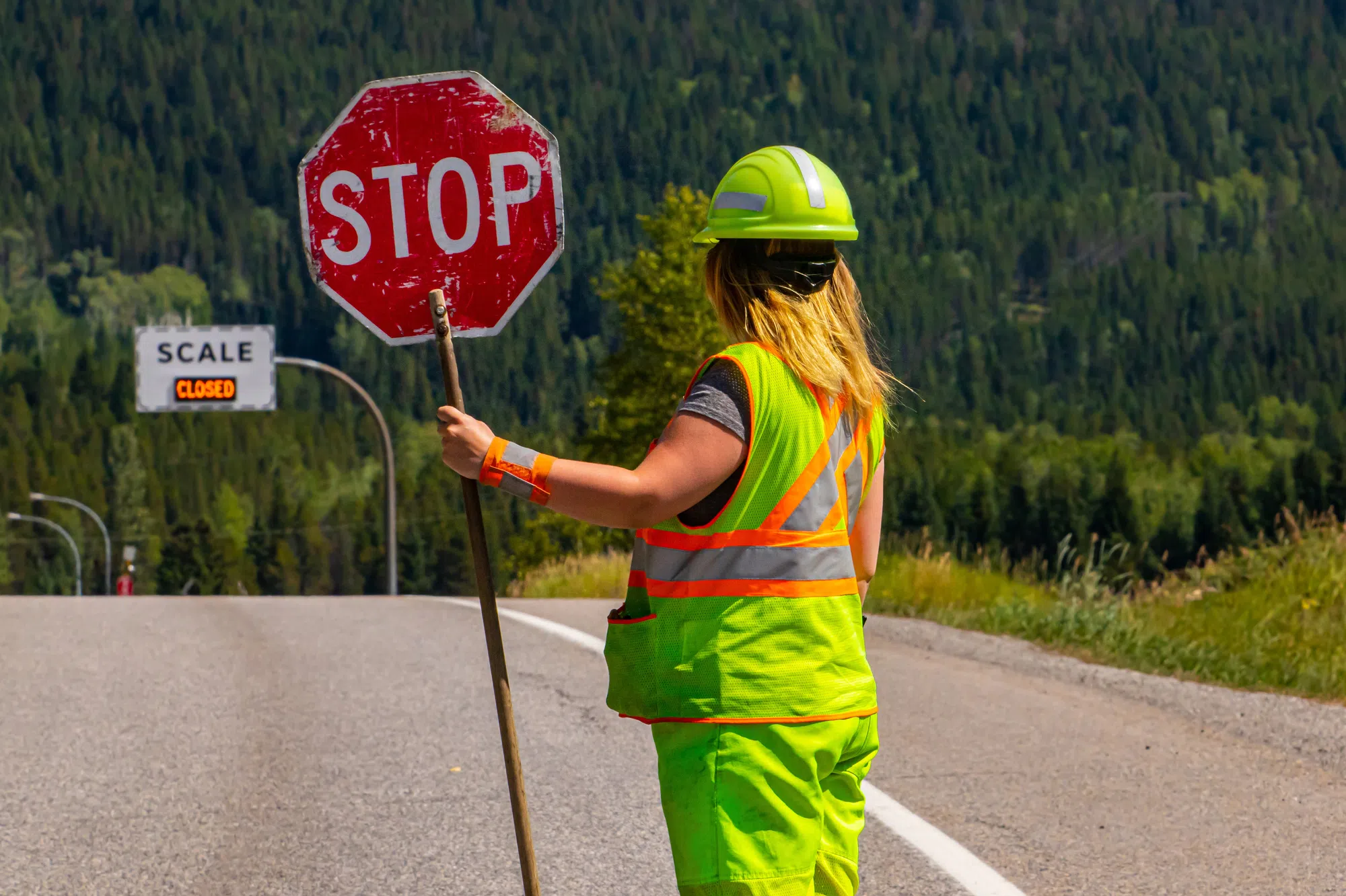 Construction delays on Acadie Avenue