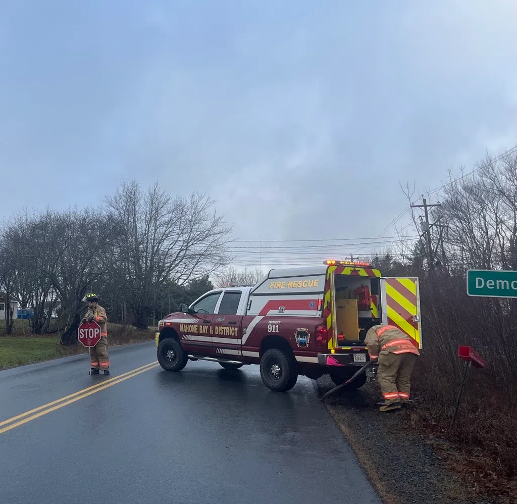 Firefighters respond to structure fire on Northfield Road