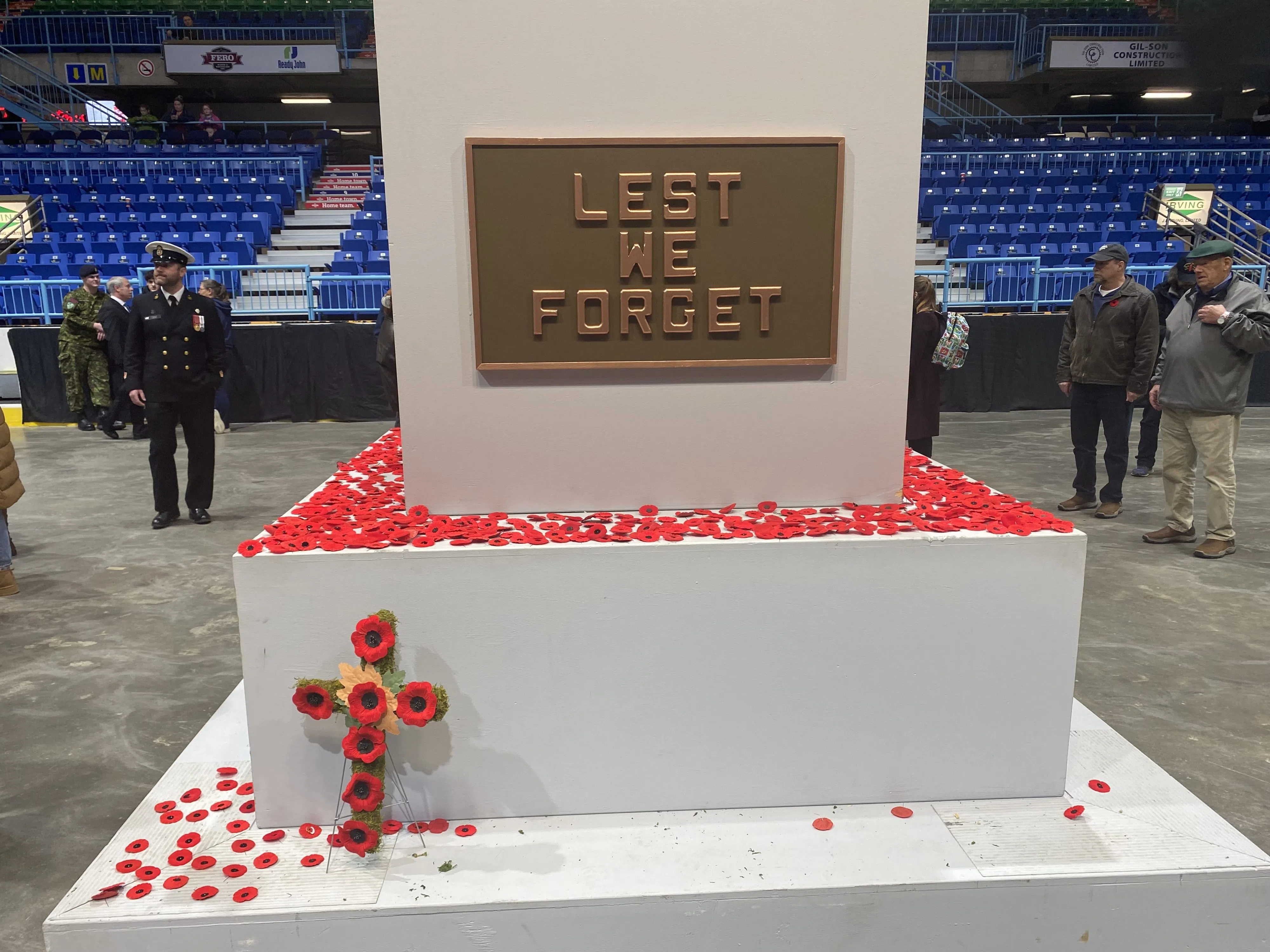 Thousands honour veterans at Remembrance Day ceremonies in N.B.