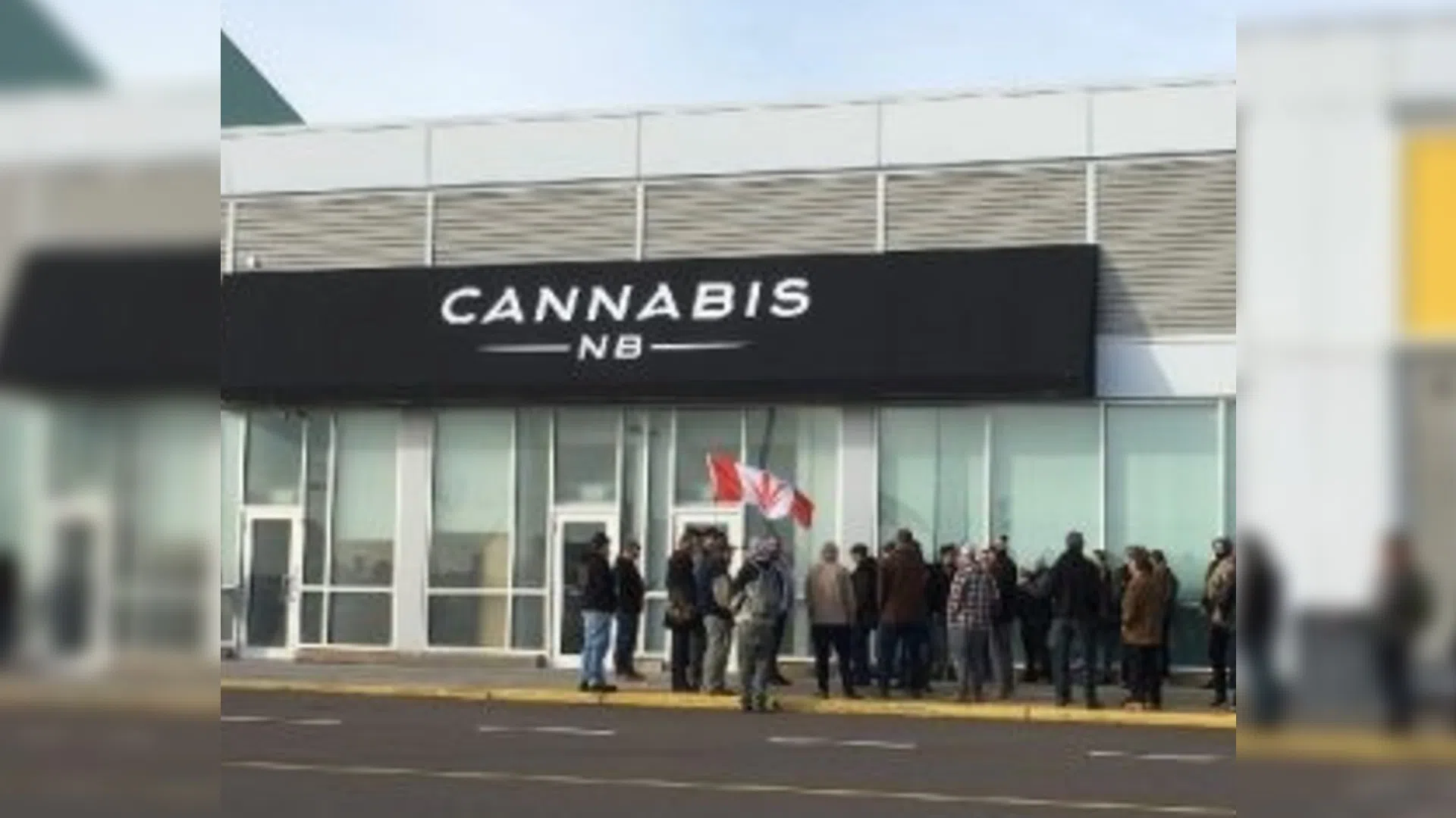 Cannabis NB resumes debit and credit transactions, NB Liquor still cash-only