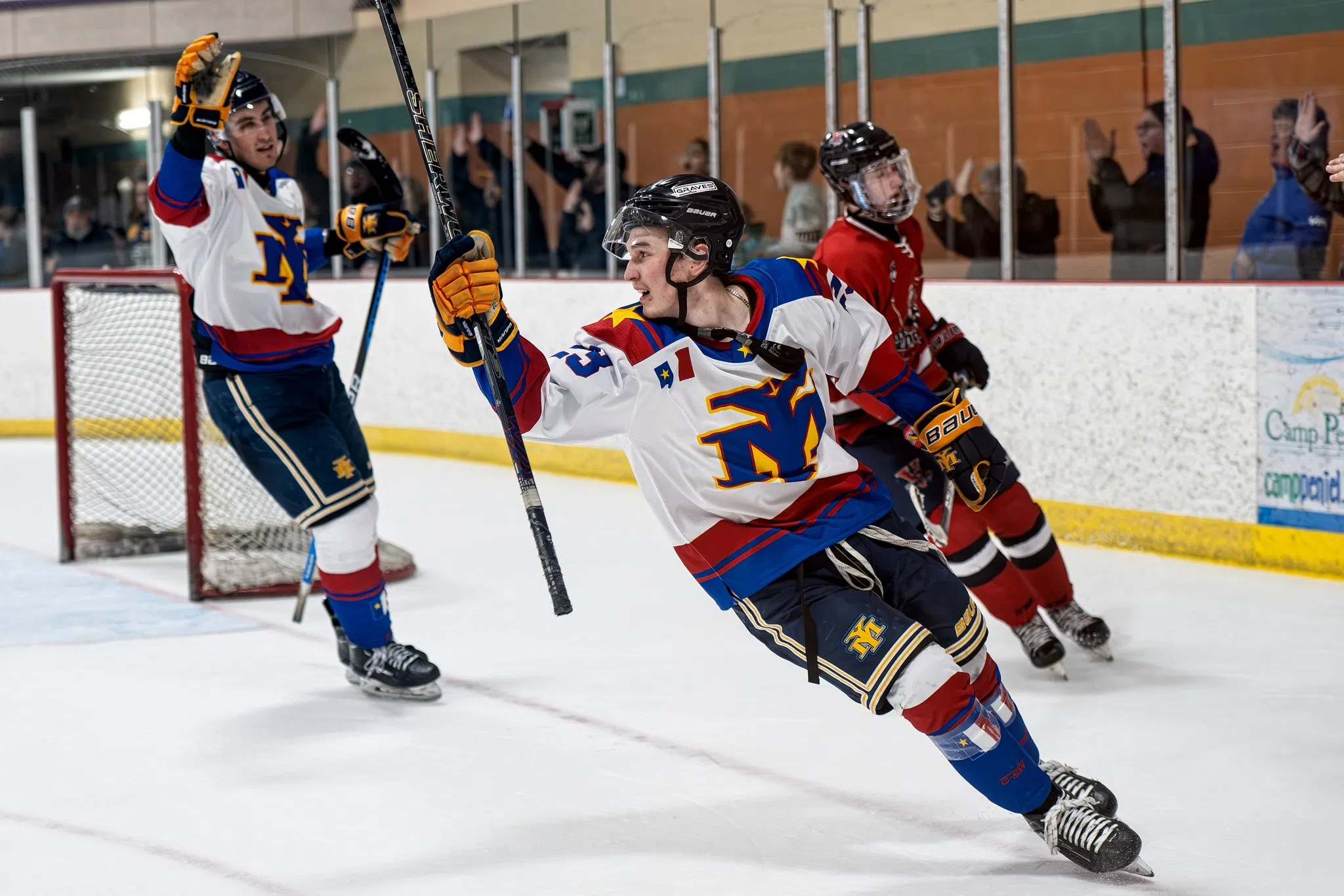 Mariners complete 4 point weekend with dramatic OT win