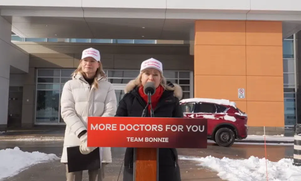 Crombie promises more doctors if elected premier