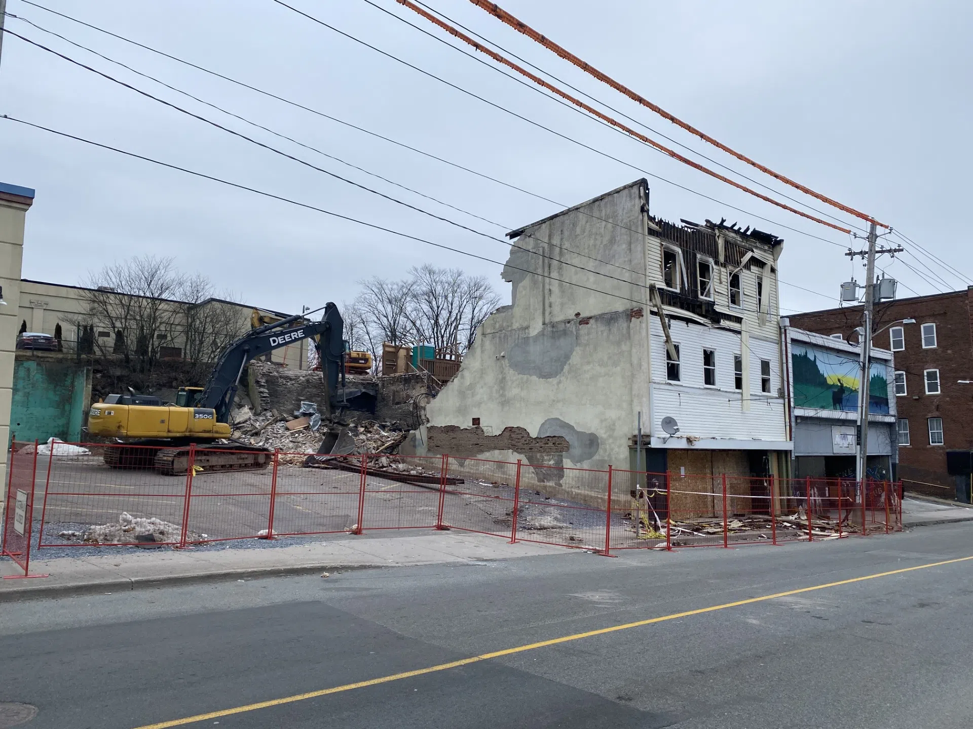 Fire-ravaged Saint John building being demolished