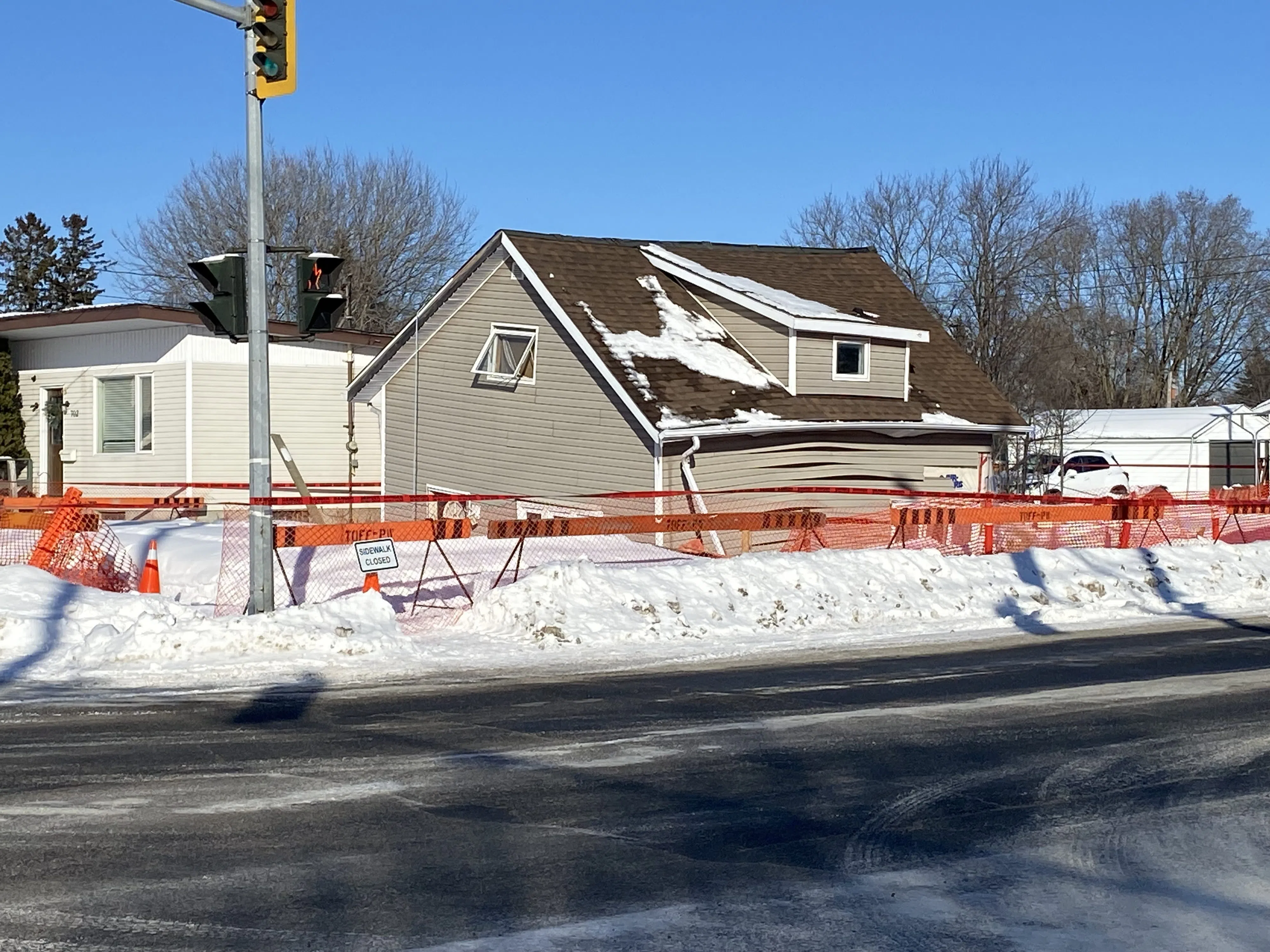 Fort Frances home collapses - no injuries reported