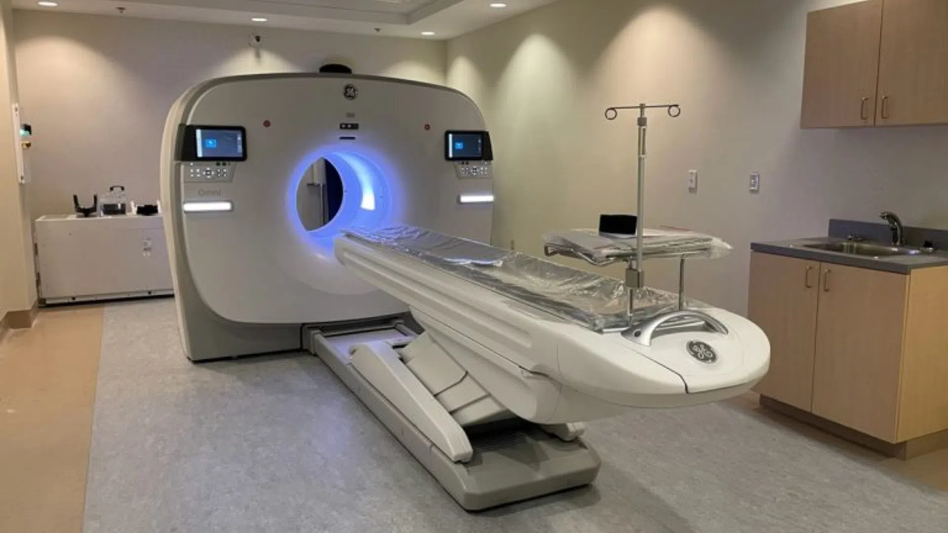 N.B. hospital gets state-of-the-art PET/CT scanner