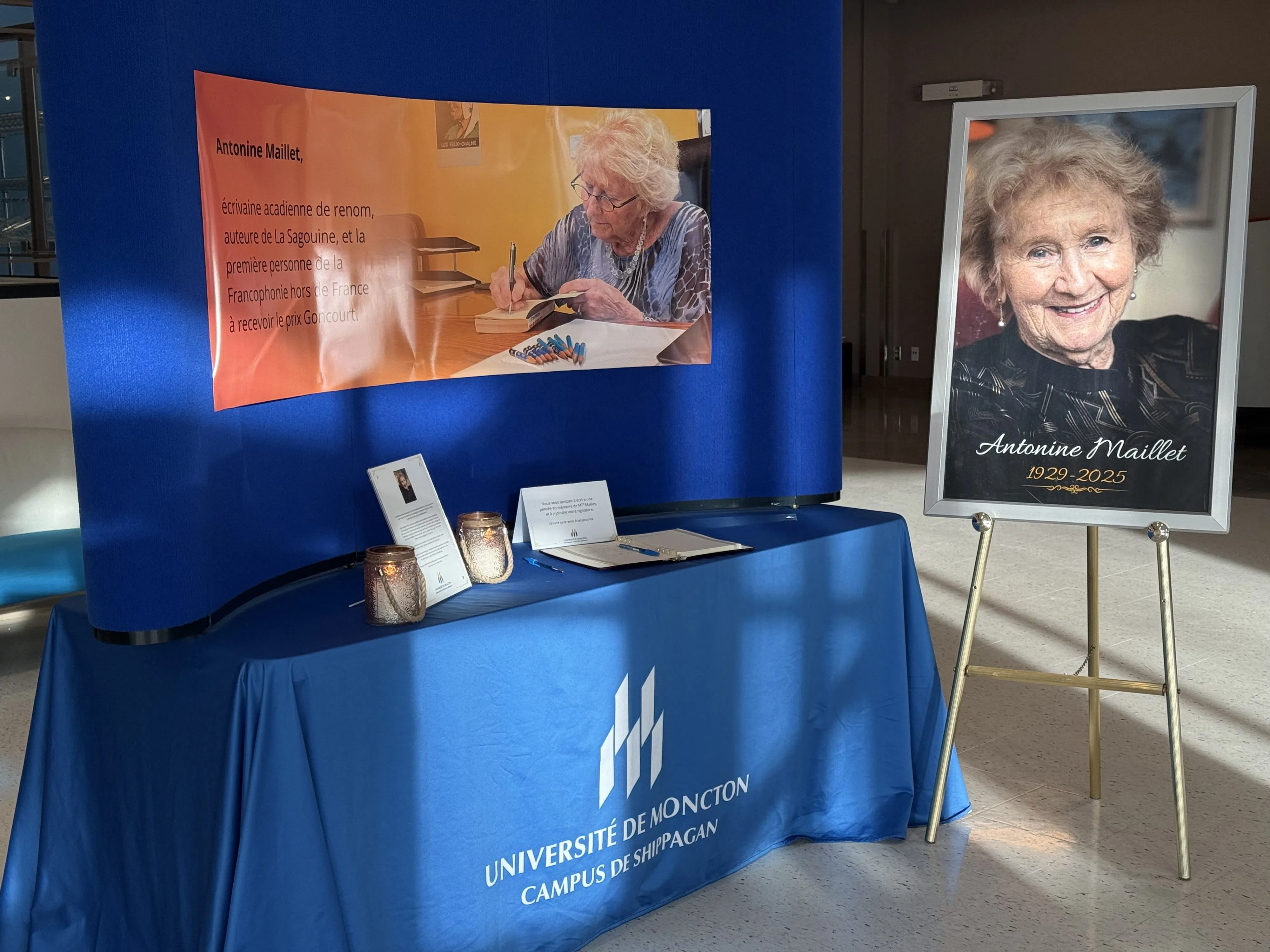 Condolence books for Antonine Maillet available at U de M campuses