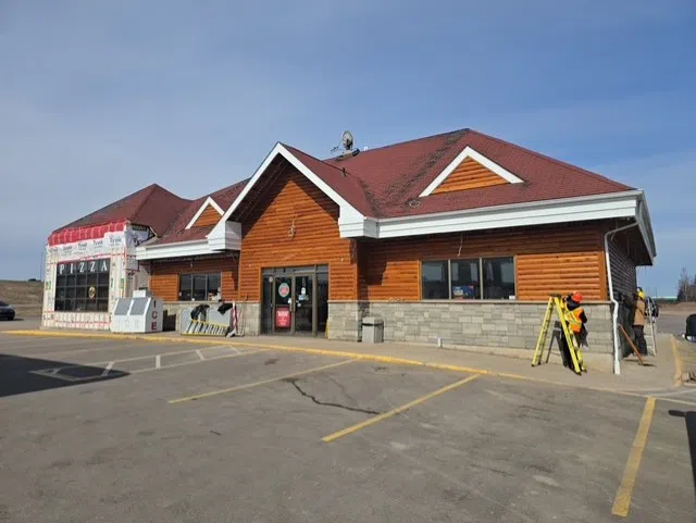 McBun's moving from one Shediac Road location to another