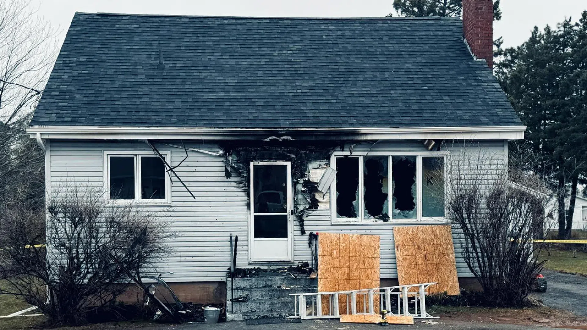 Fire damages Riverview cannabis store