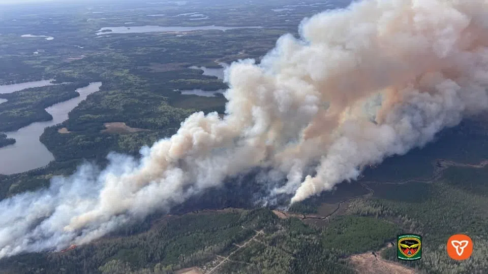 Northwestern Ontario wildfire update: 14 fires active, crews continue battle