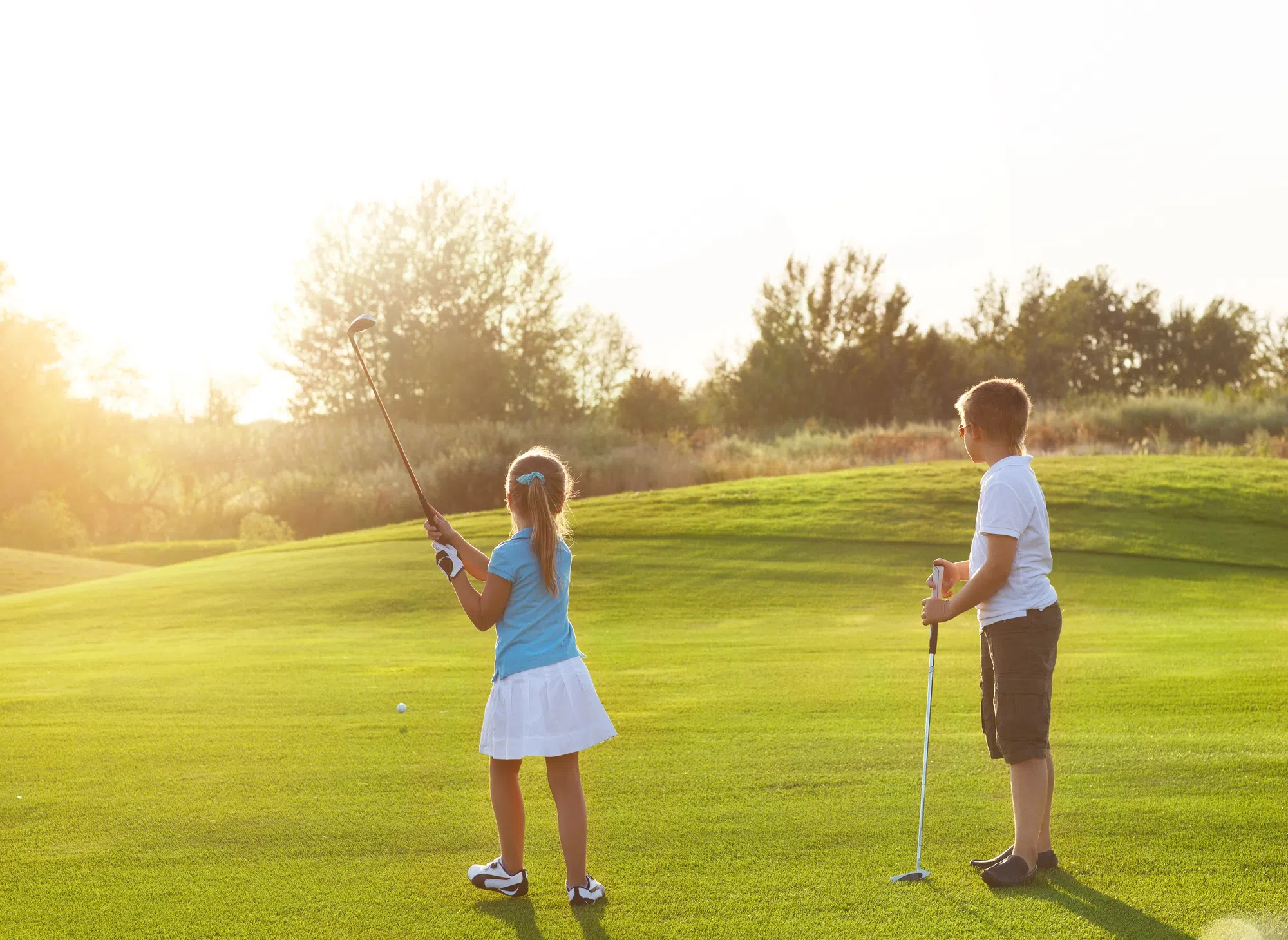 Select courses offering free golf games for kids
