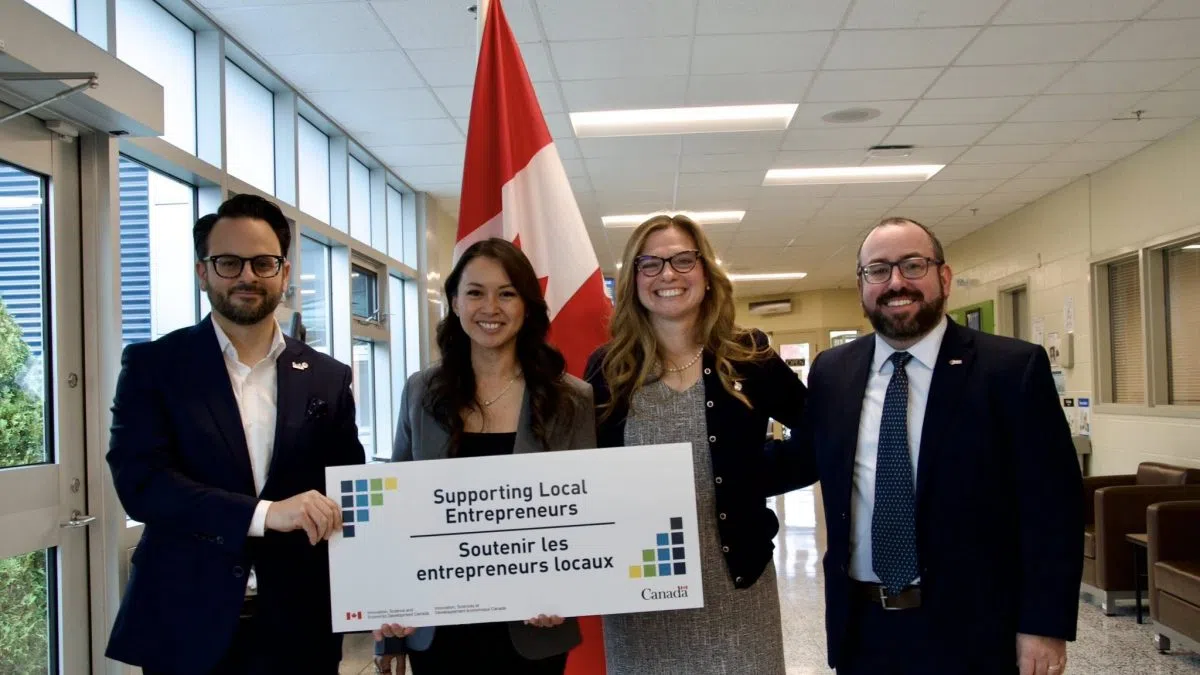 Federal government launches $100 million fund to help rural small businesses access financing