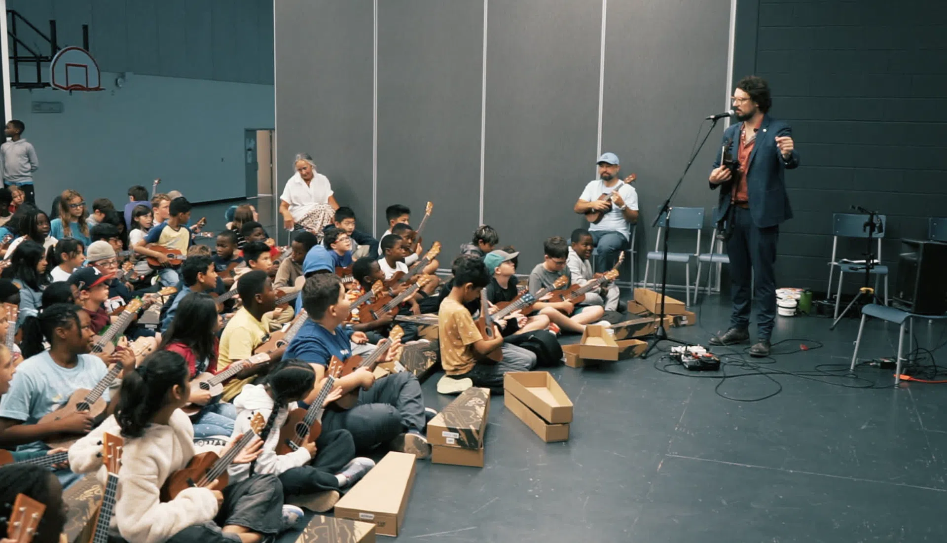 Ukulele Voyage program debuts in four Anglophone East schools