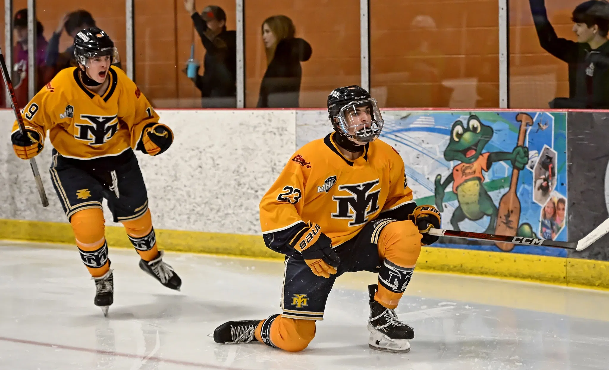 Mariners have big weekend in N.B.