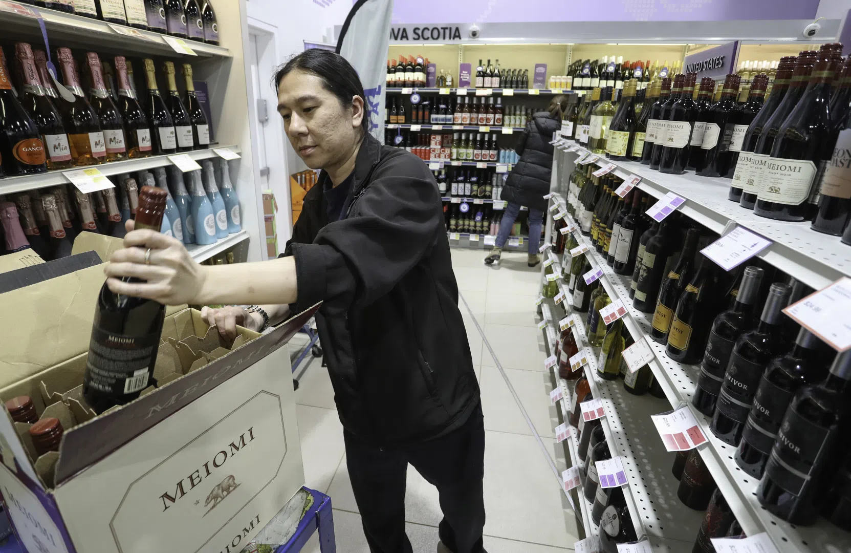 U.S. alcohol returning to N.S.L.C. to help Feed Nova Scotia