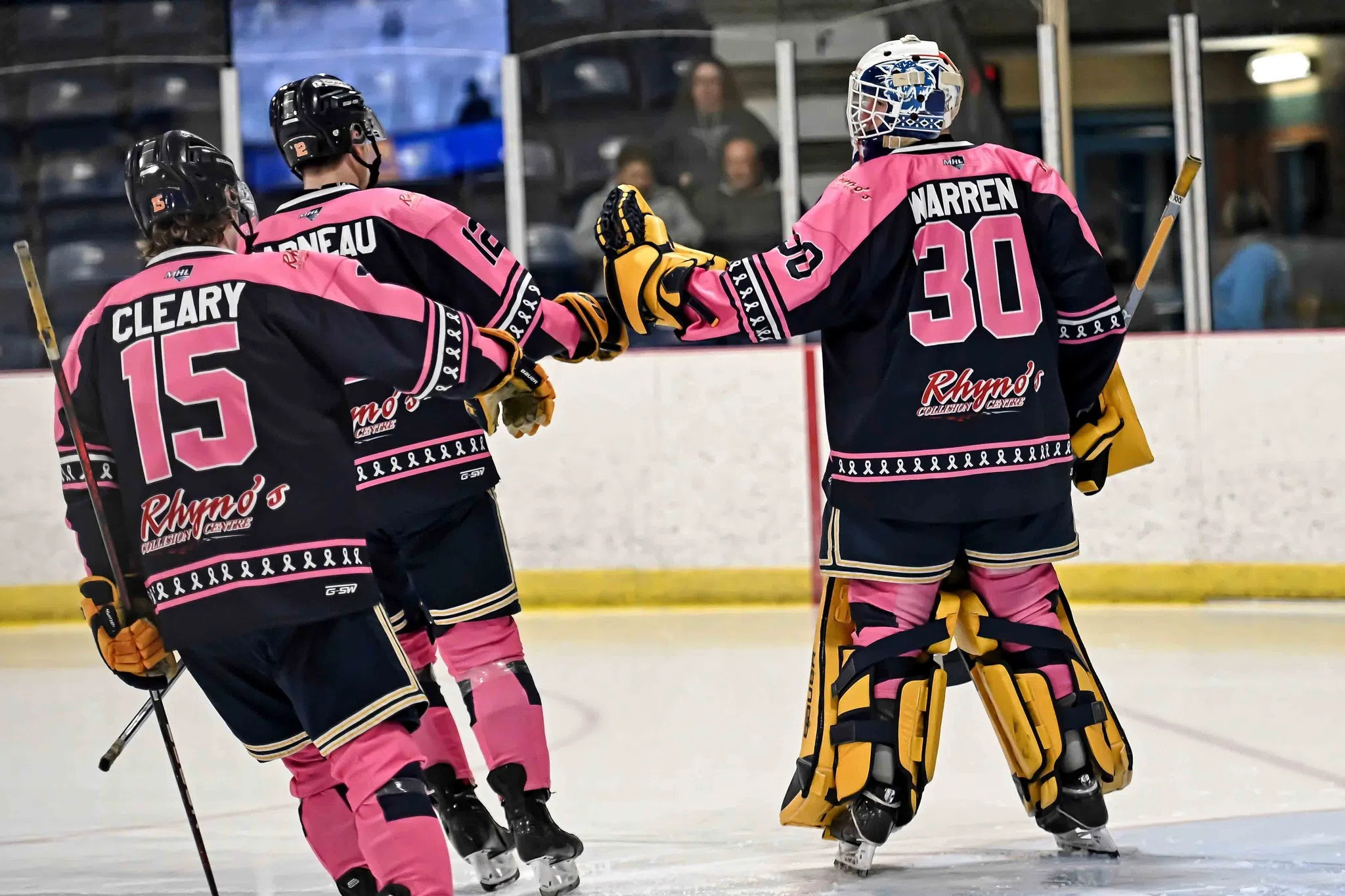 Mariners coach wants more grit as season hits November