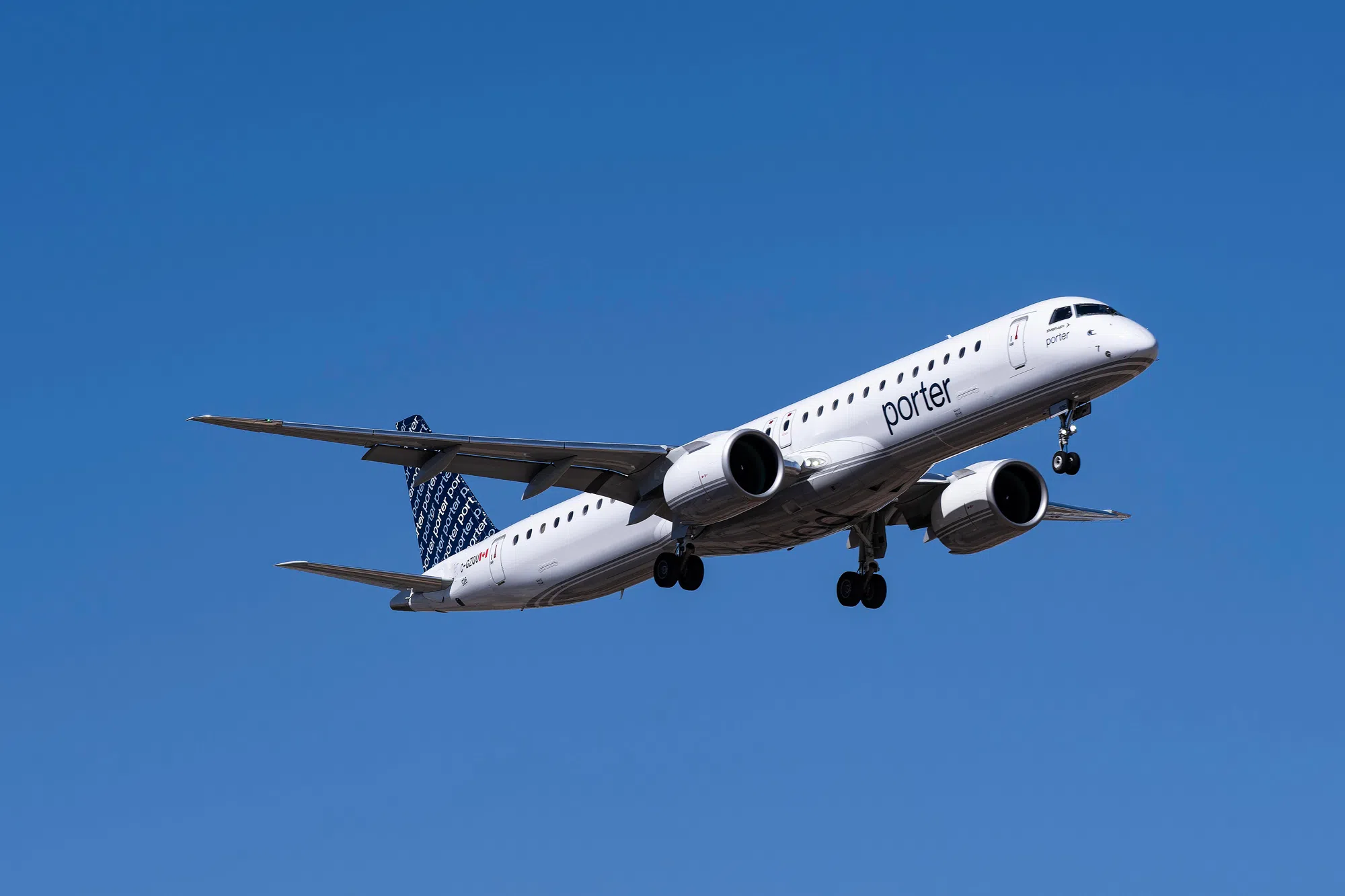 Porter Airlines dispatchers vote strike after stalled talks