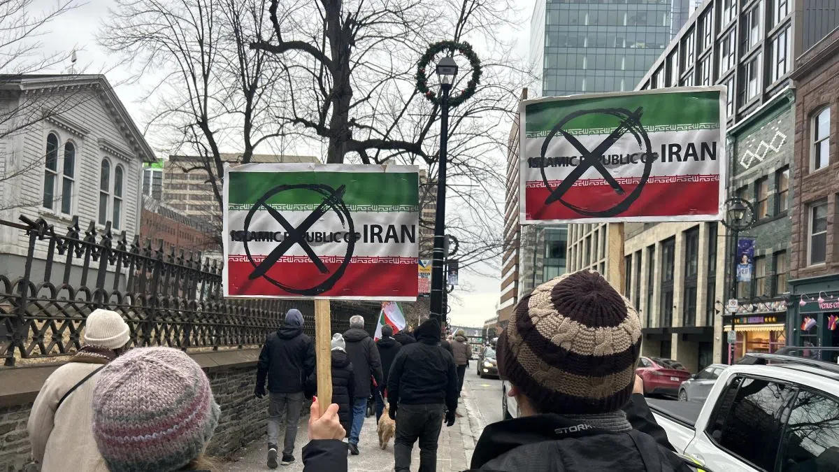 Iranians and supporters call on Canada to help protesters in Iran