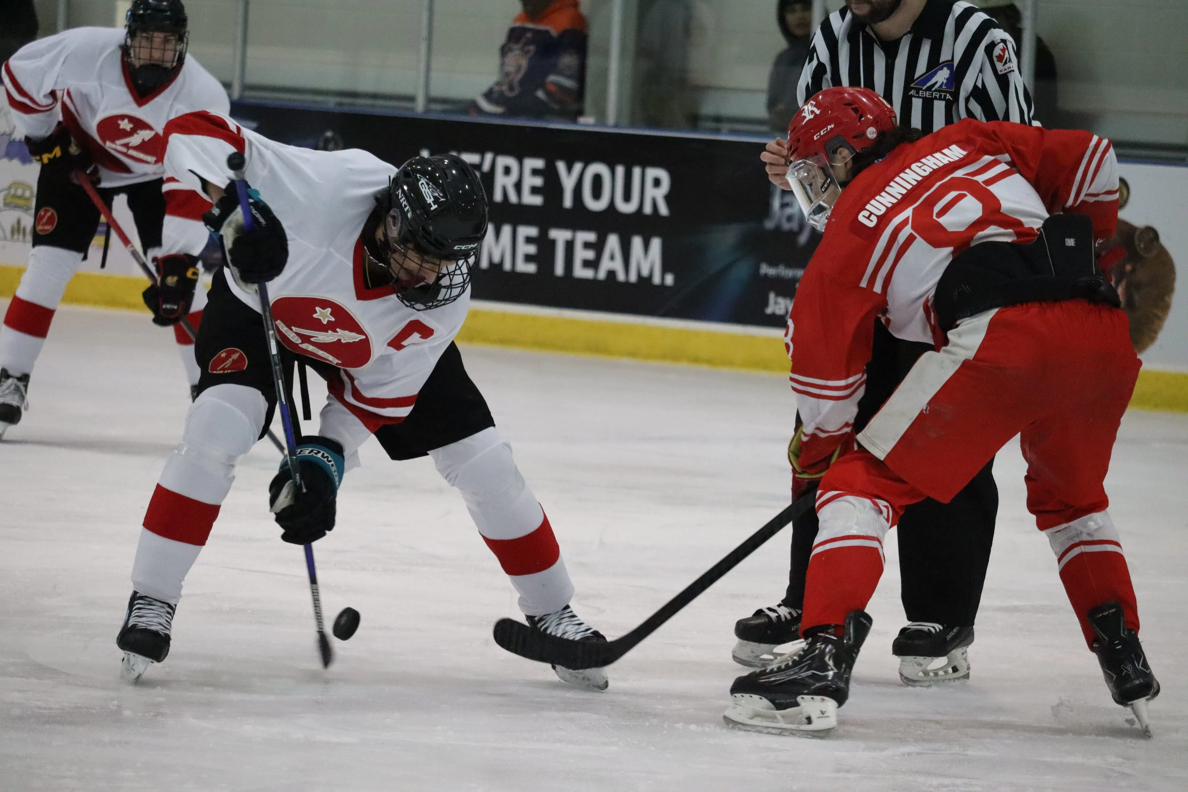Junior B Elites Kainai Goodstrikers vs High Prairie Red Wings at the Native Hockey Alberta Championships (Photo Credits – Daniel Barker-Tremblay)