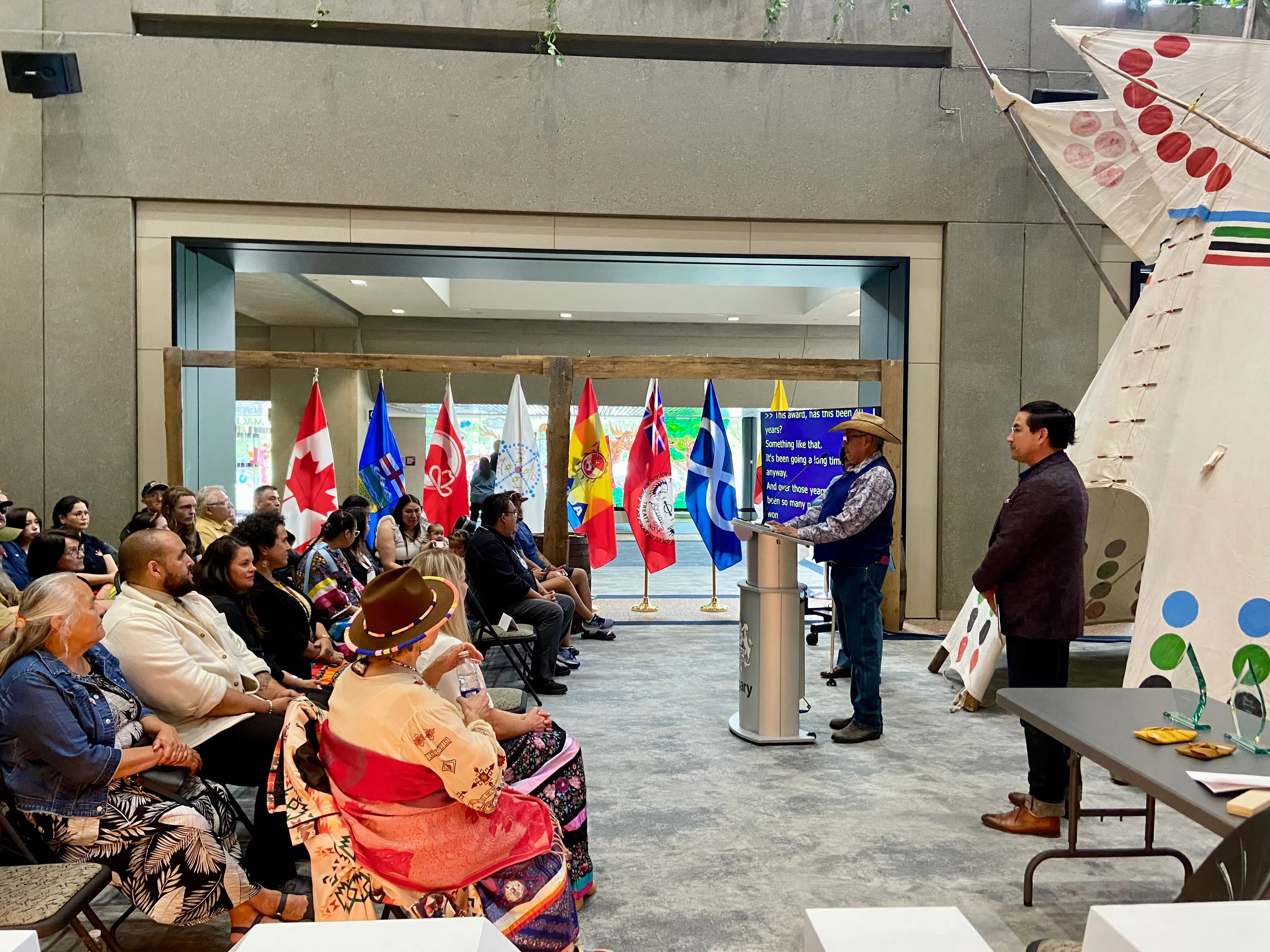 Chief Lee Crowchild sharing remarks at the Chief David Crowchild Memorial Award ceremony in Calgary 2025. Photo by William L. Baliko