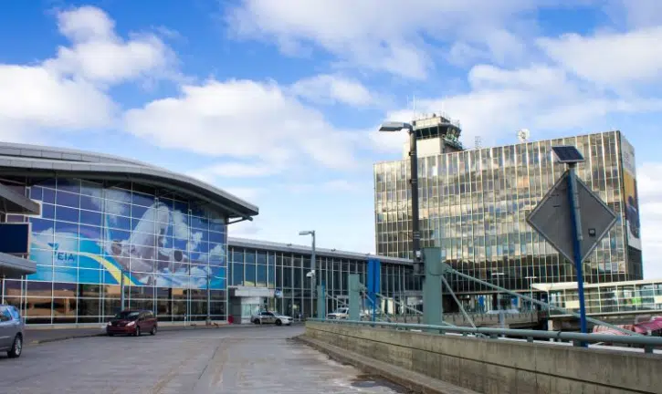 Alert issued after hepatitis A case confirmed in food handler at Edmonton airport