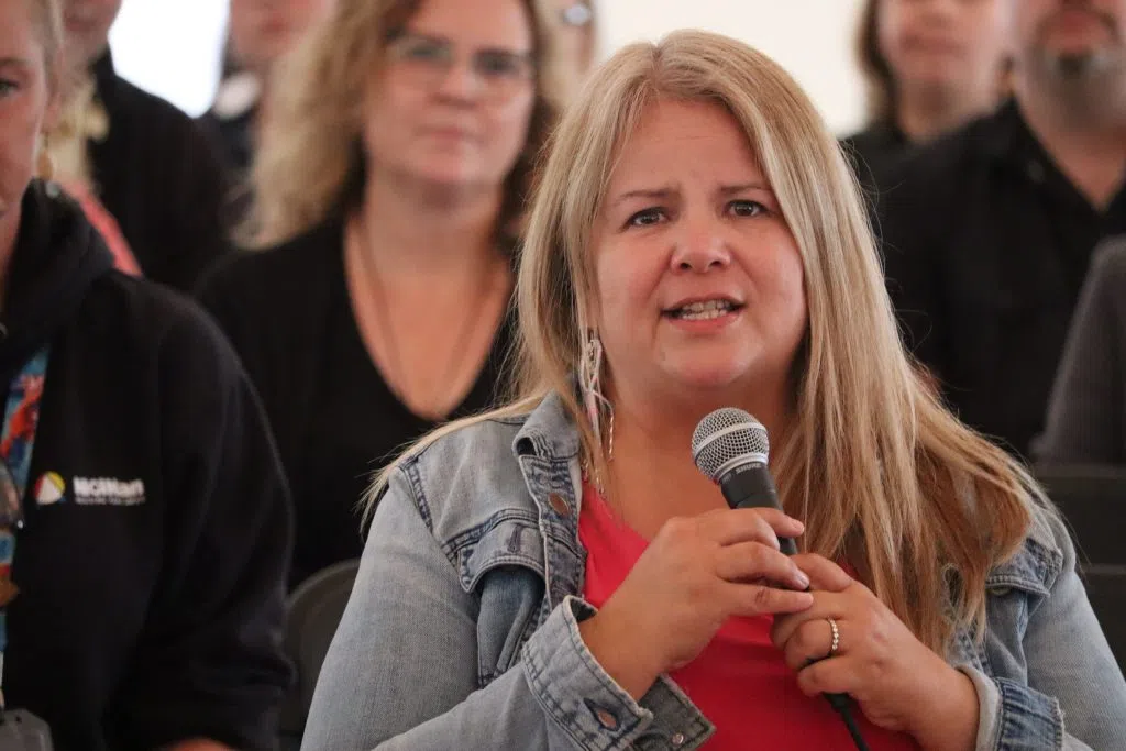 Cari Cardinal, CEO of Niginan Housing Ventures speaking at the Grand Opening of the Pimatisiwin Housing Facility (Photo Credits - Daniel Barker-Tremblay)