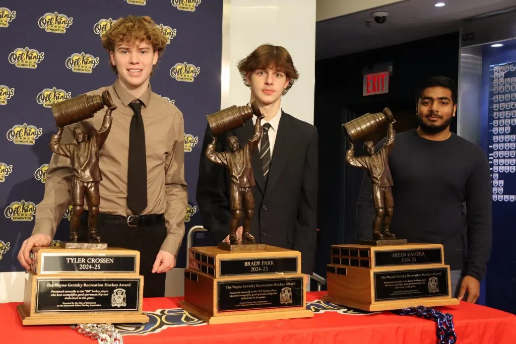 Wayne Gretzky Recreation Hockey Awards receipts Tyler Crossen (Left) Brady Park (Middle) and Aryan Kahera (Right) 