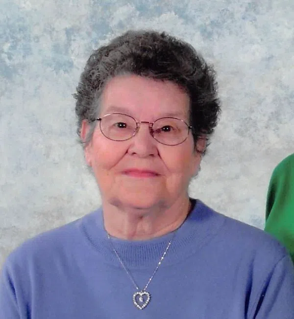 Delores “Dee” Jones,93, of Yellville, Arkansas (formerly of Fairfield)