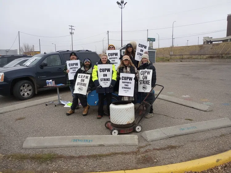 Postal Strike Affecting Workers In Drumheller And Area